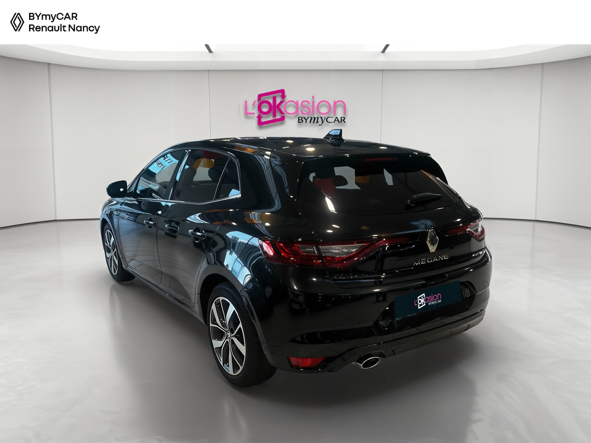 Renault Mégane IV Berline TCe 130 Energy — photo 3