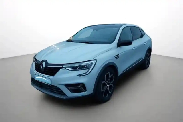 Renault Arkana e-tech 145 - 21b