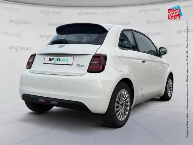 Fiat 500 e 95ch action — photo 6