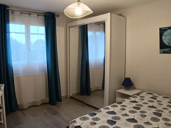 Chambre meublée chez l'habitant
