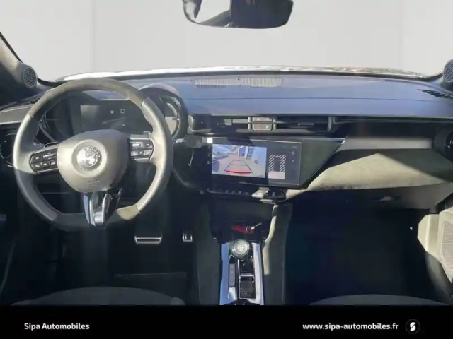 Alfa Romeo Junior 1.2 ibrida 145 ch e-dct6 q4 — photo 6