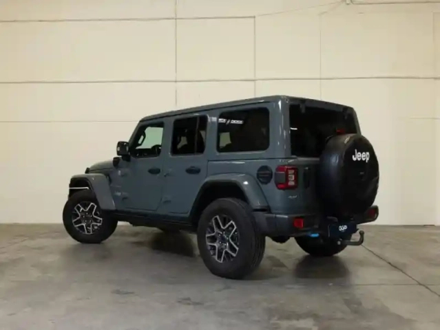 Jeep Wrangler unlimited 2.0 t 380ch 4xe sahara command trac — photo 5
