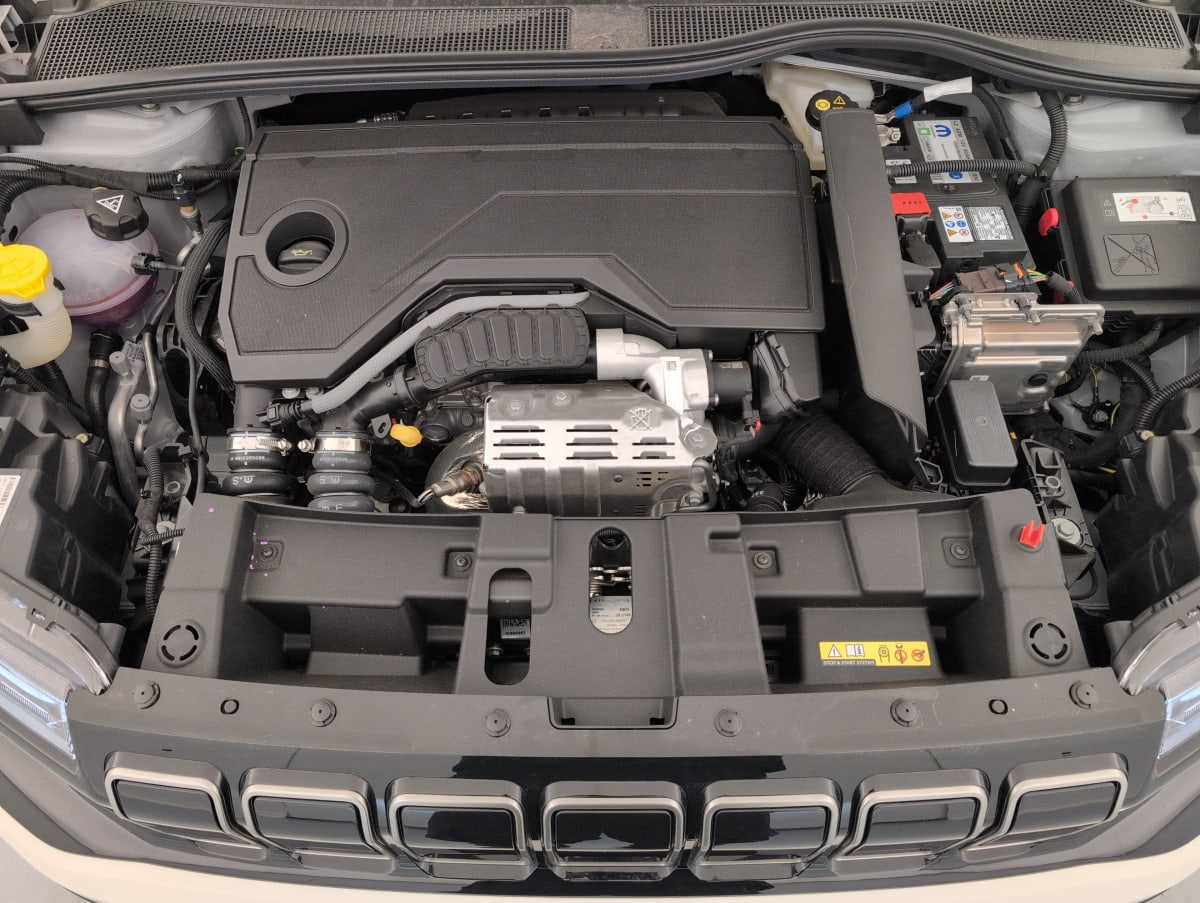 Jeep Avenger — photo 21