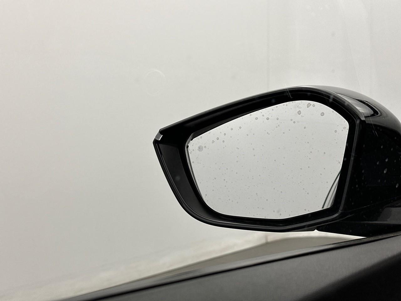 Peugeot 308 sw puretech 130ch s&s eat8 allure pack — photo 15