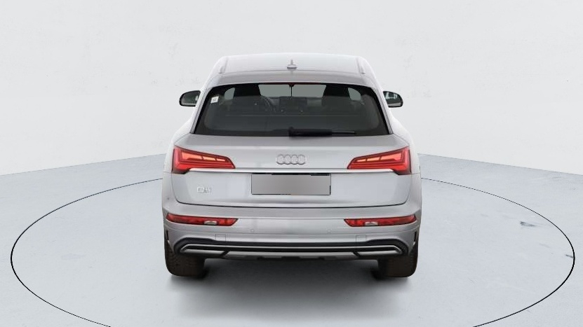 Audi Q5 — photo 6