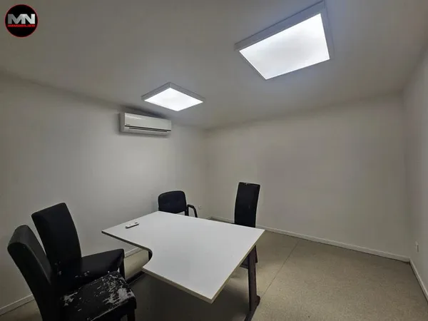 À LOUER Bureau / local professionnel Petite Cocotte Du