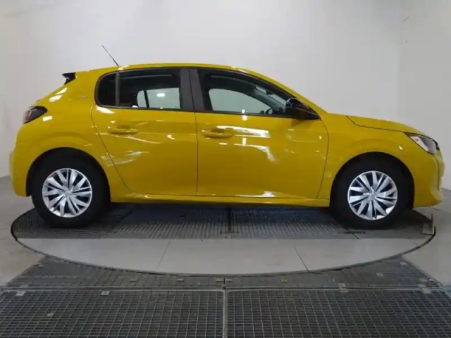 Peugeot 208 1.2 puretech 75ch s&amp;s like 2023 — photo 21