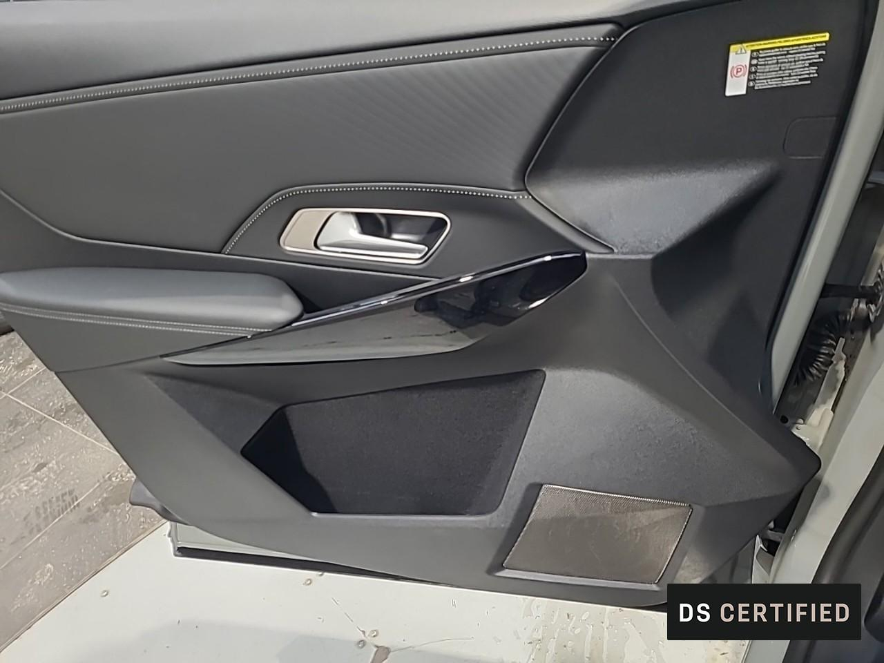Ds Ds 7 crossback bluehdi 130 eat8 etoile — photo 27