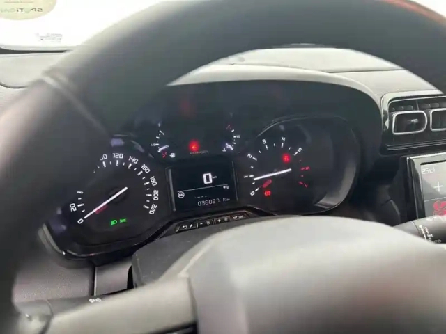 Citroën C3 Aircross puretech 110 s&amp;s bvm6 — photo 10