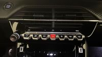 Peugeot 2008 1.2 PureTech 130ch S&S GT EAT8 — photo 26