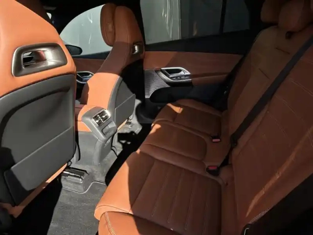 Mercedes Glc suv 400 4m avec technologie eq amg line — photo 52