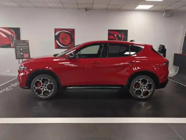 Alfa Romeo Tonale 1.3 ibrida plug-in 280ch veloce at6 e-q4 — photo 4