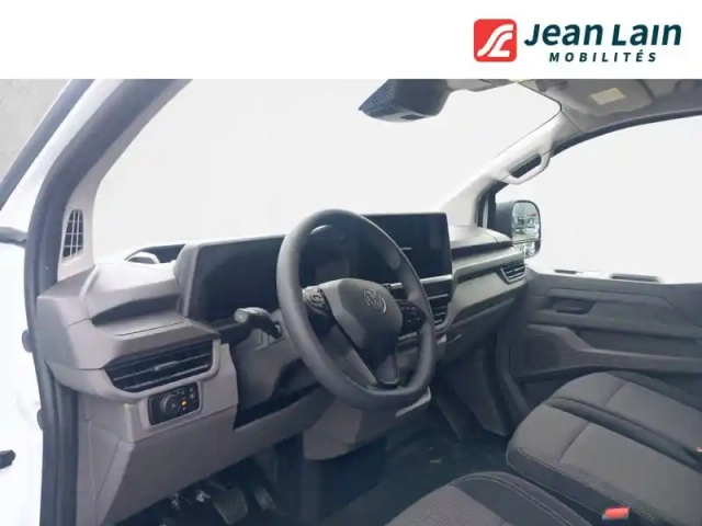 Volkswagen Transporter van l1h1 2.0 tdi 150 bva8 — photo 11