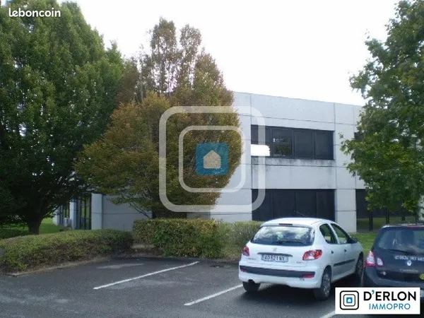 Bureaux 311 m²