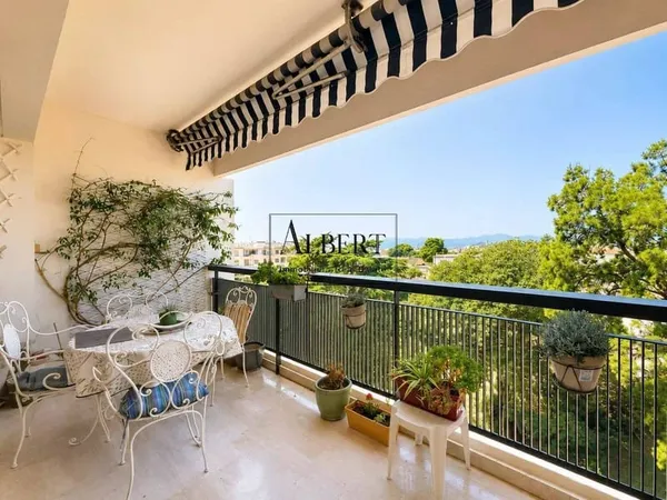 Appartement 3 pièces 105 m²