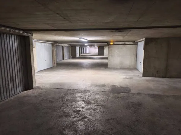 Parking 15 m²
