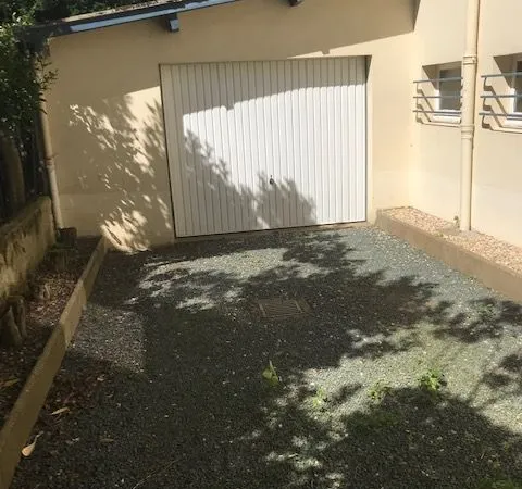 Garage a louer