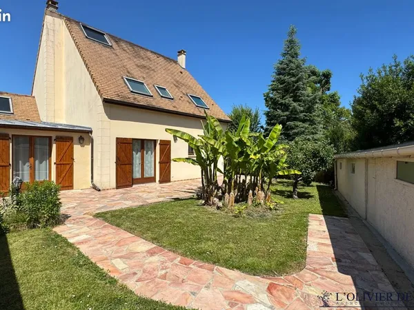 Maison 6 pièces 180 m²