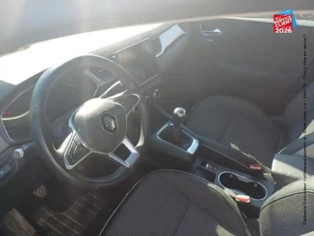 Renault Captur 1.5 blue dci 115ch intens — photo 30