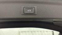 Audi Q3 35 TFSI 150ch Mild Hybrid Design S tronic 7 — photo 32