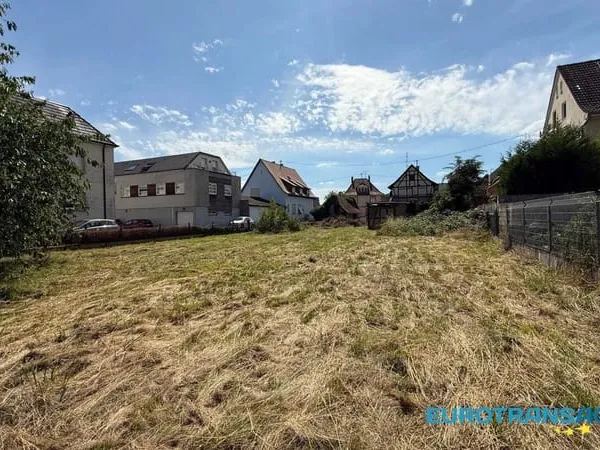 Terrain constructible 1433 m²