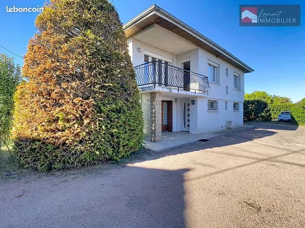 Propriété 4 pièces 119 m²