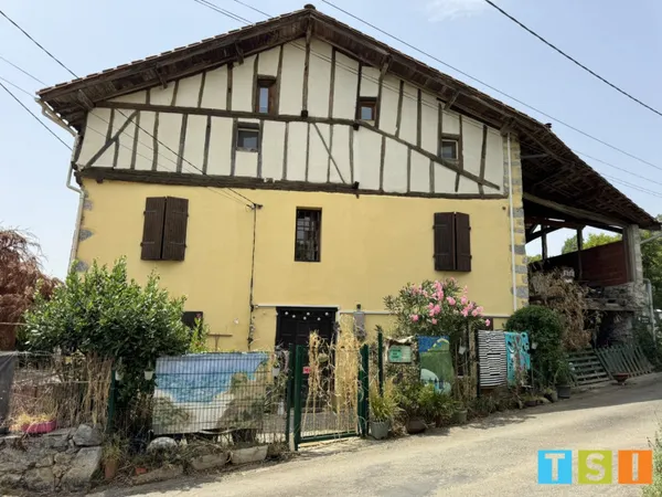 Maison 7 pièces 180 m²