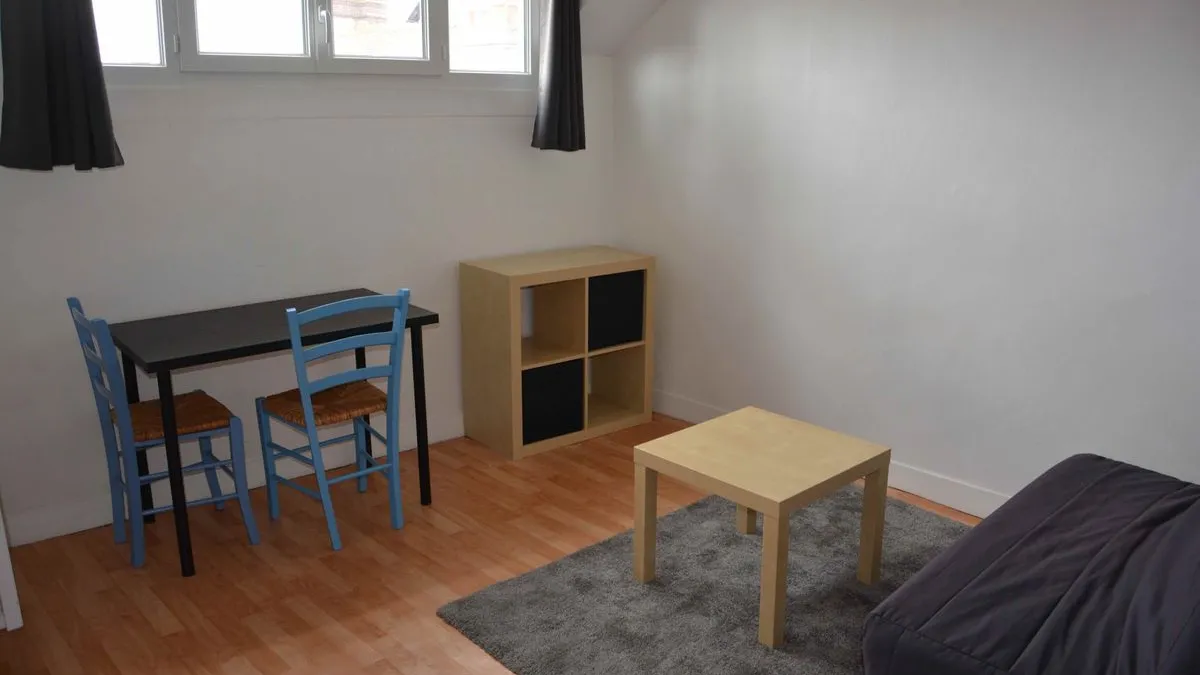 Photo 1