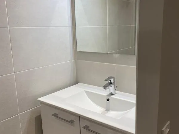 Loue chambre - 22.8 m² - 1 pièce, 1 chambre - Oullins 69600