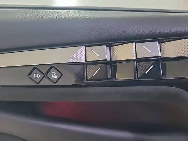 Ds Ds 4 hybride 145 e-dct6 — photo 31