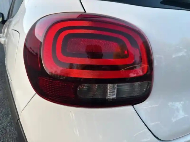 Citroën C3 bluehdi 100 bvm6 — photo 17