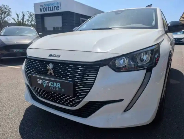 Peugeot 208 electrique 50 kwh 136ch