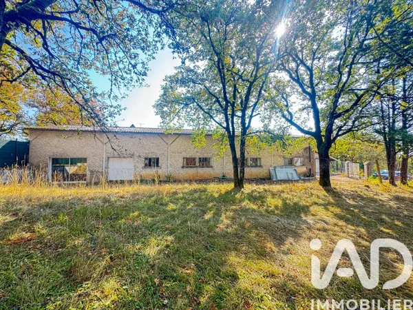 Maison 5 pièces 250 m²