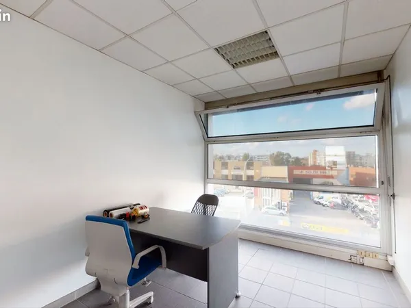 Bureaux professions libérales Fontenay-sous-Bois - sans bail 3-6-9
