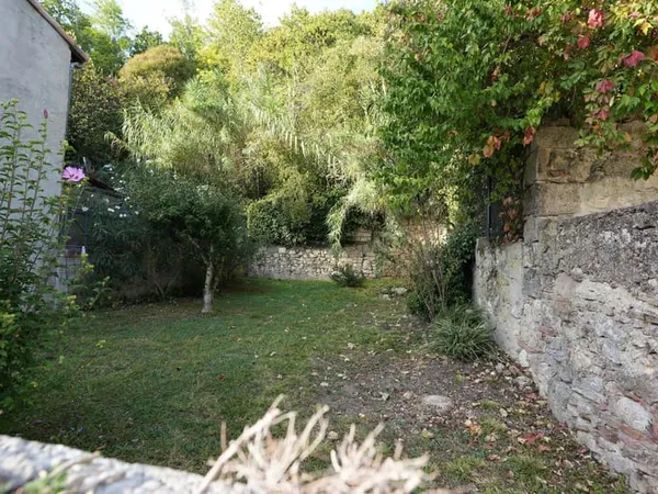 PORT SAINTE MARIE (47) MAISON EN PIERRE - 105m²-JARDIN CLOS DE 260m² entre Bordeaux et Toulouse