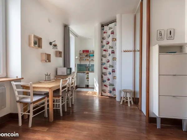 Studio 1 pièce 20 m²