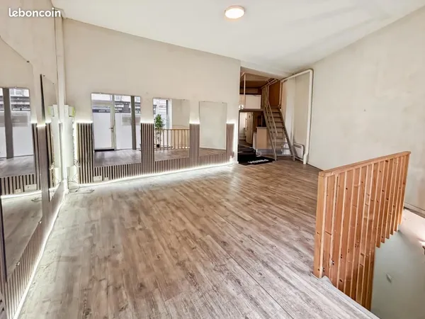 Commerce 70 m²