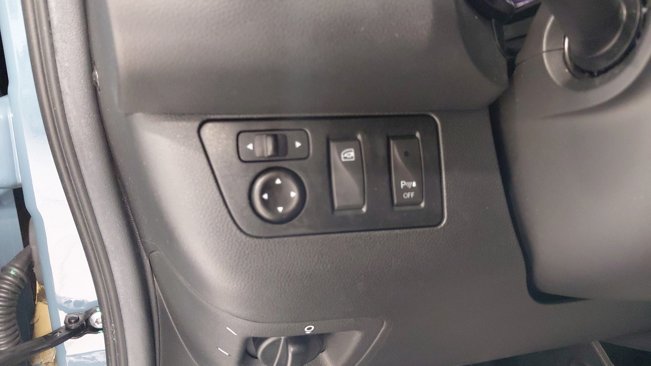 Dacia Spring — photo 18