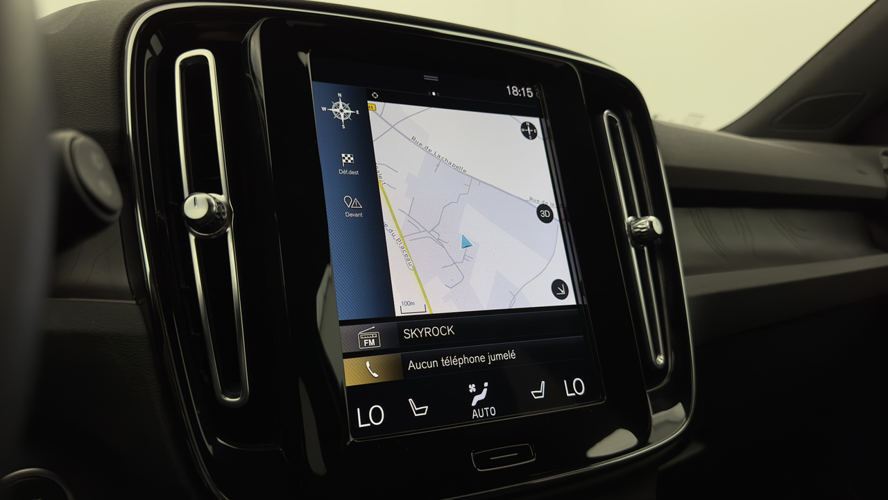 Volvo XC40 T5 Recharge 180+82 ch DCT7 — photo 30