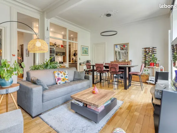 Appartement 2 pièces 84 m²