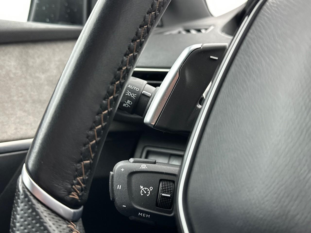 Peugeot 3008 puretech 130ch s&s eat8 gt — photo 20