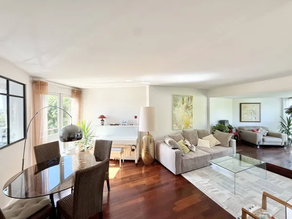 Appartement 4 pièces 76 m²