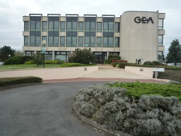 Bureau et espace de travail Location Château-Thierry   11250€