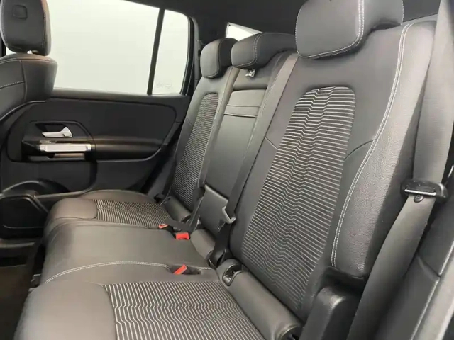 Mercedes Glb 200 d 8g-dct — photo 100