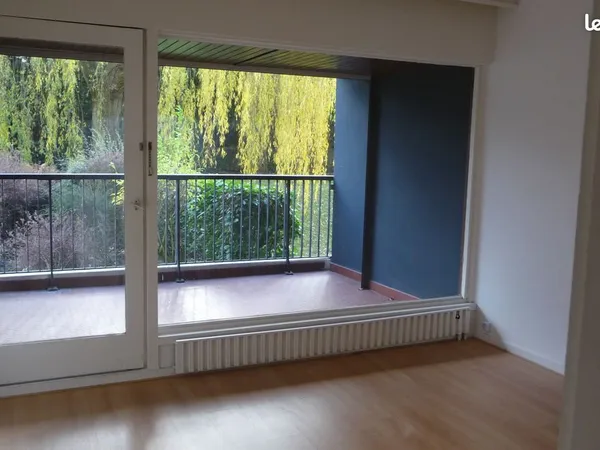 Studio 20 m2 + grande terrasse sur parc arboré