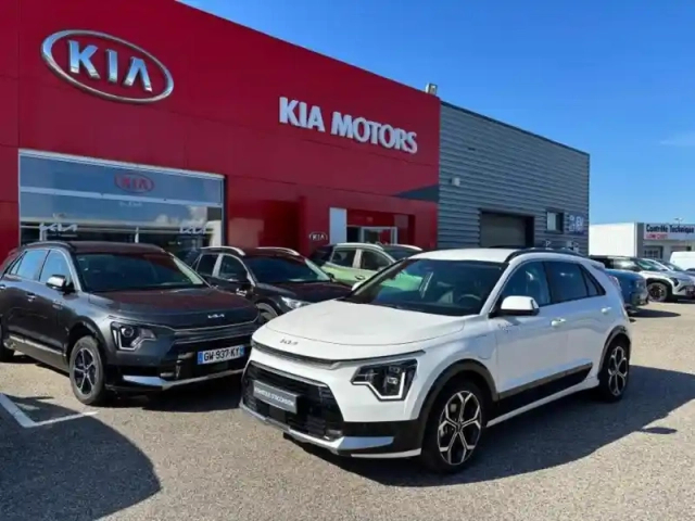 Kia Niro 1.6 gdi 183ch phev premium dct6 — photo 1