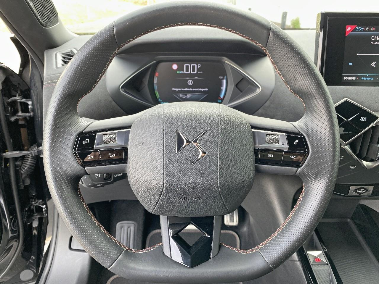 Ds Ds 3 crossback e-tense performance line — photo 12