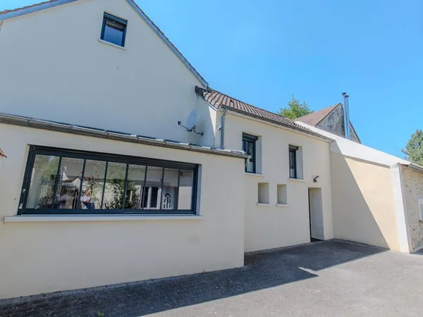 Longuesse - Maison familiale de charme sur 3 700 m² de terrain