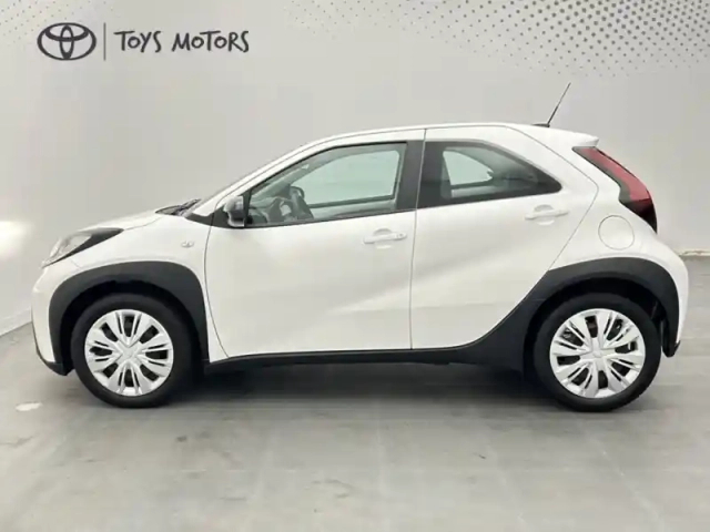 Toyota Aygo 1.0 vvt-i 72 dynamic — photo 2