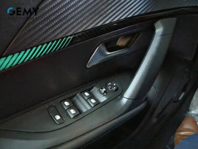Peugeot 2008 electrique 136 ch — photo 20